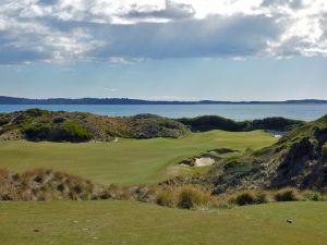 Barnbougle (Lost Farm) 14th